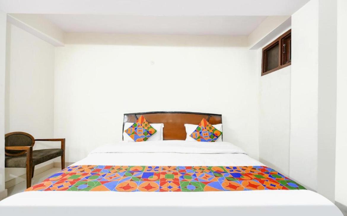 Hotel Gt International Tājganj Εξωτερικό φωτογραφία