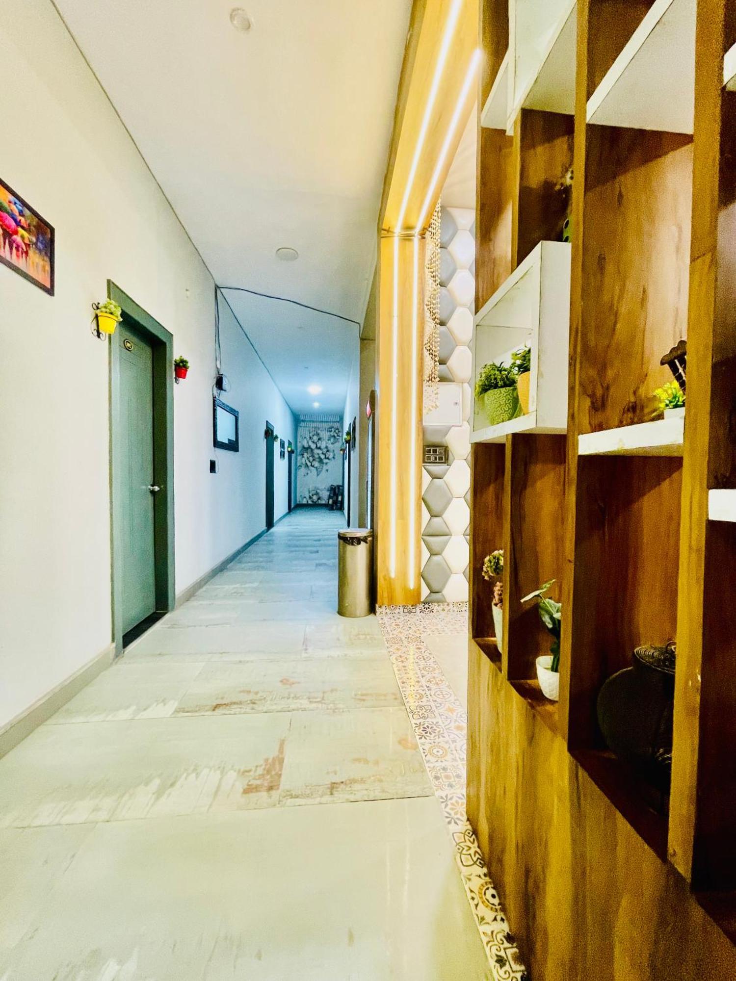 Hotel Gt International Tājganj Εξωτερικό φωτογραφία
