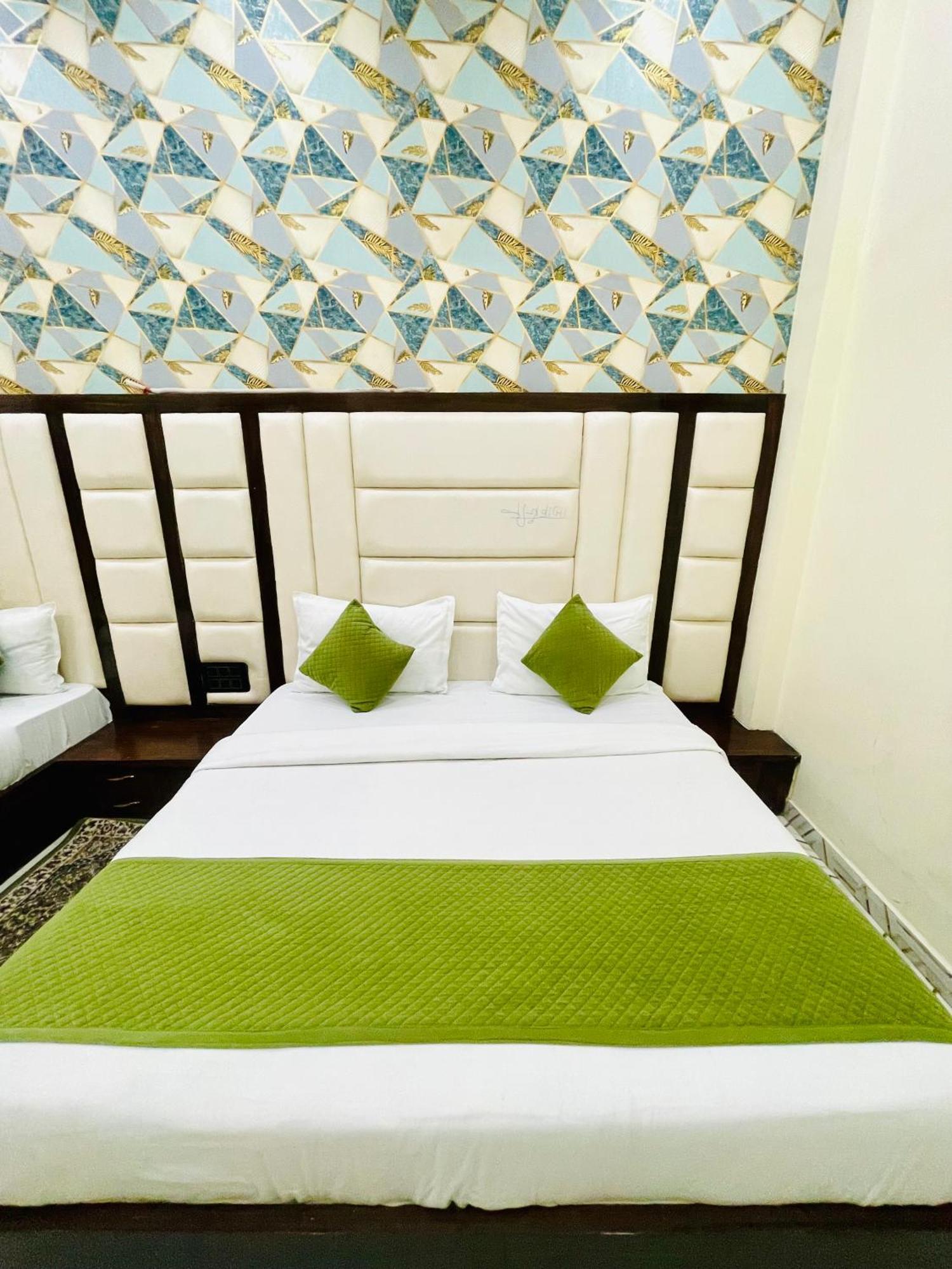 Hotel Gt International Tājganj Εξωτερικό φωτογραφία